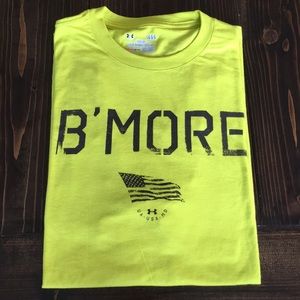 Under Armour Short Sleeve Graphic Tee - Men’s LG